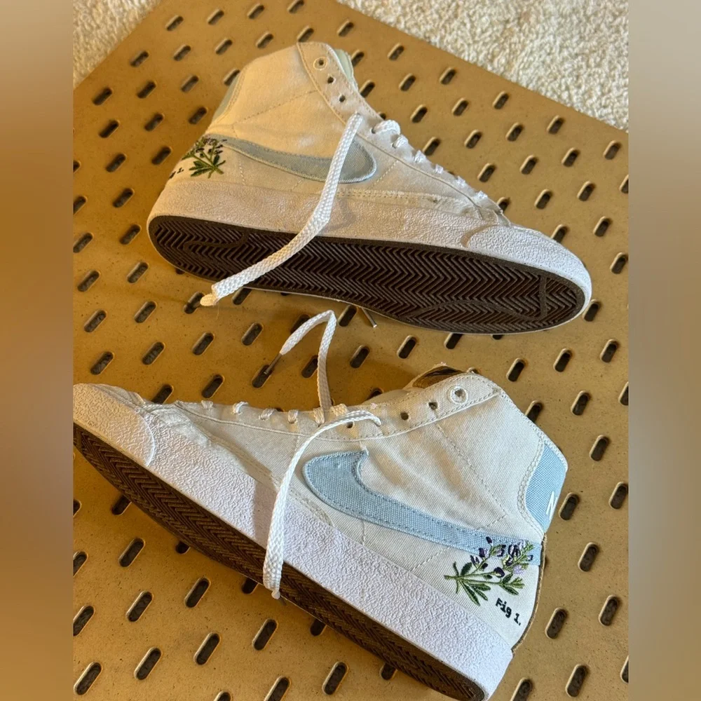 Nike Sneakers‎ Womens Size 6 Blazer Mid '77 SE in Indigo 2021 DC9265- 100